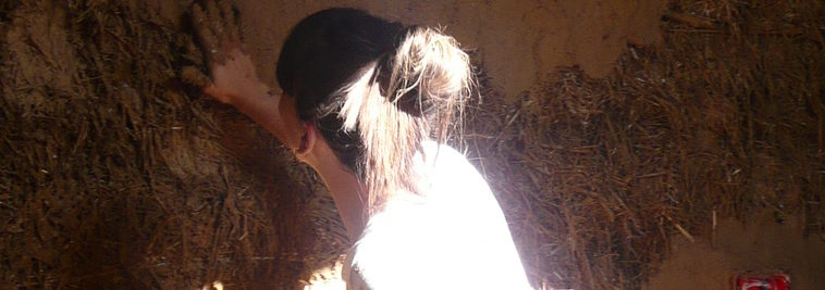 Enduit terre, couche de corps
